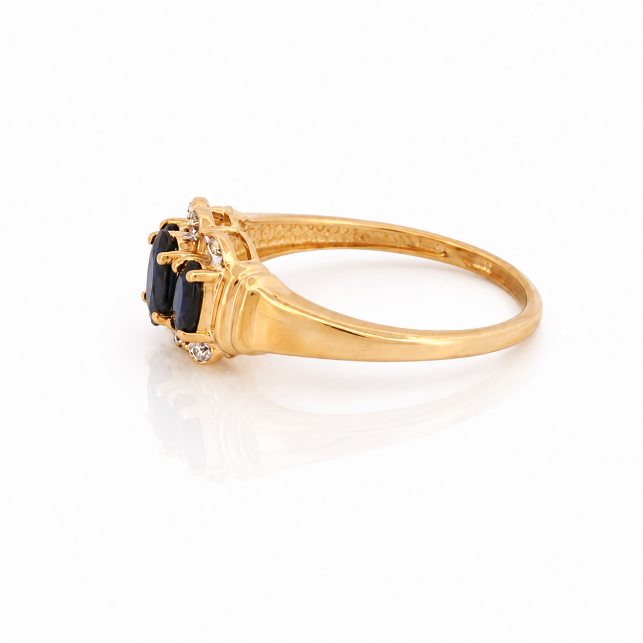 The Celestine ’80s Ring