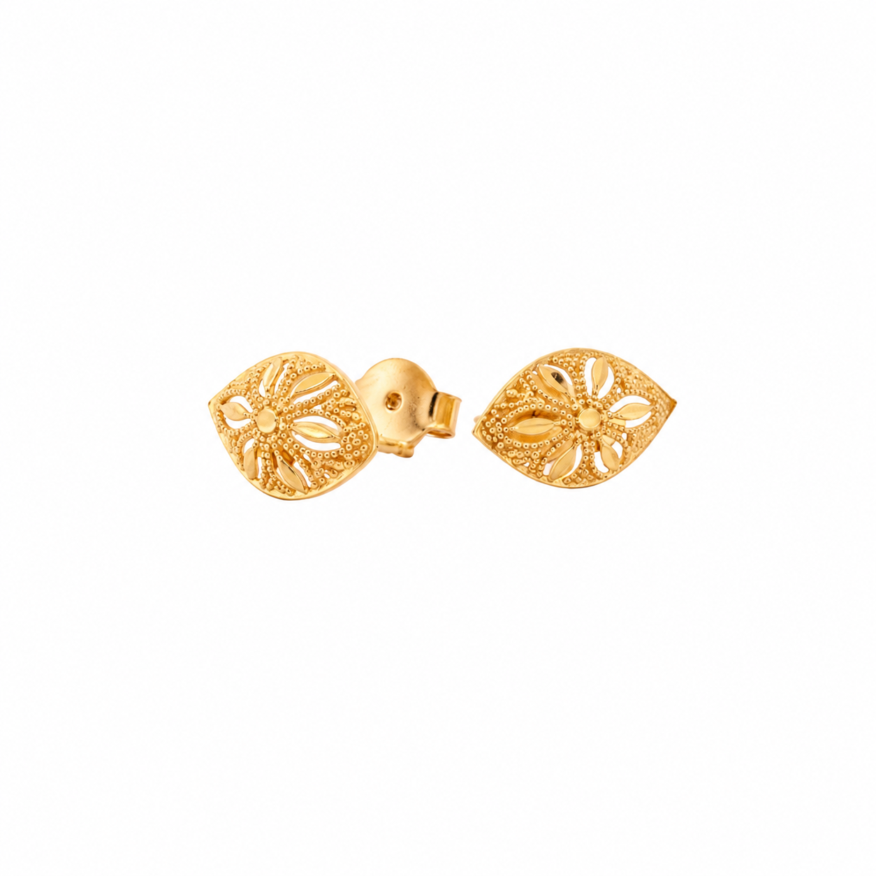 The Cerys Studs