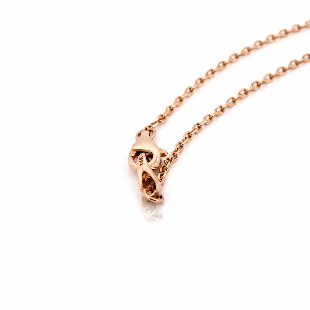 The Aurelia Diamond Station Chain